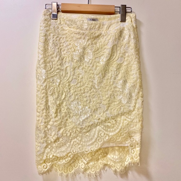 Tobi Yellow Lace Skirt - Picture 5 of 5